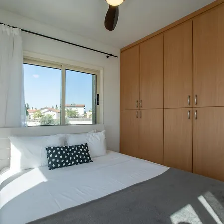 فيلة Phaedrus Living: Luxury Oceania
